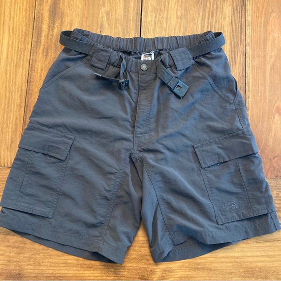 The North Face 9” Inseam Gray Hiking Cargo Shorts - Picture 1 of 8